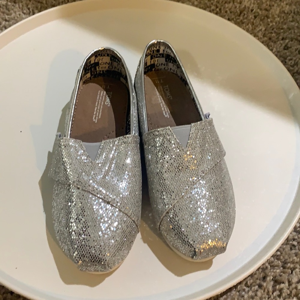 TOMS Silver Glitter Girls Size 11